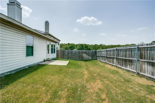 Building Photo - 2620 Clear Brook Dr