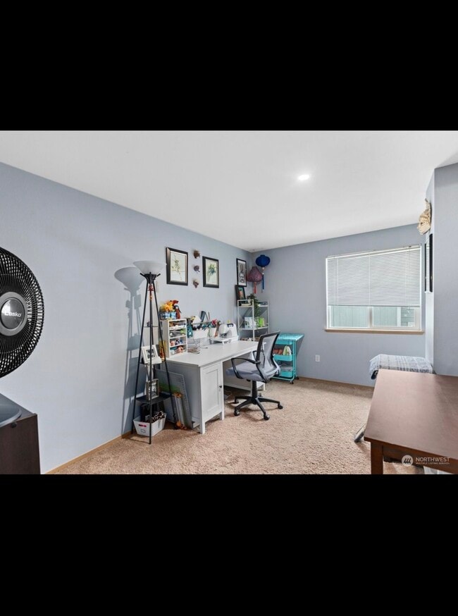 Building Photo - 4331 149th Pl NE