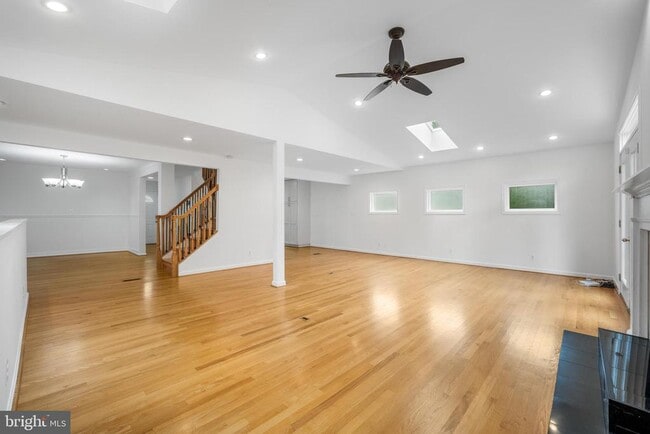 Building Photo - 13320 Scibilia Ct