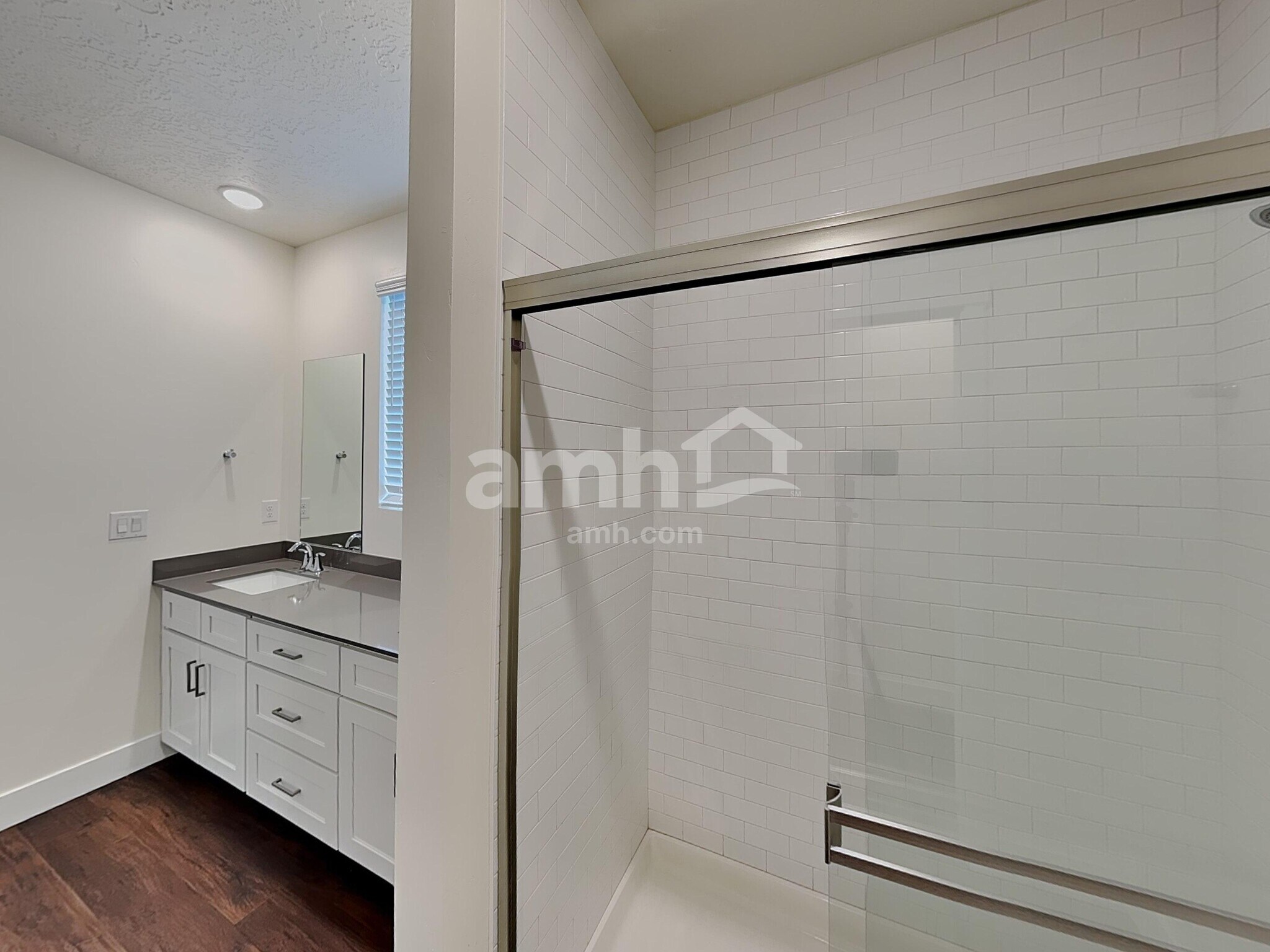 Building Photo - 9546 W Aviara St