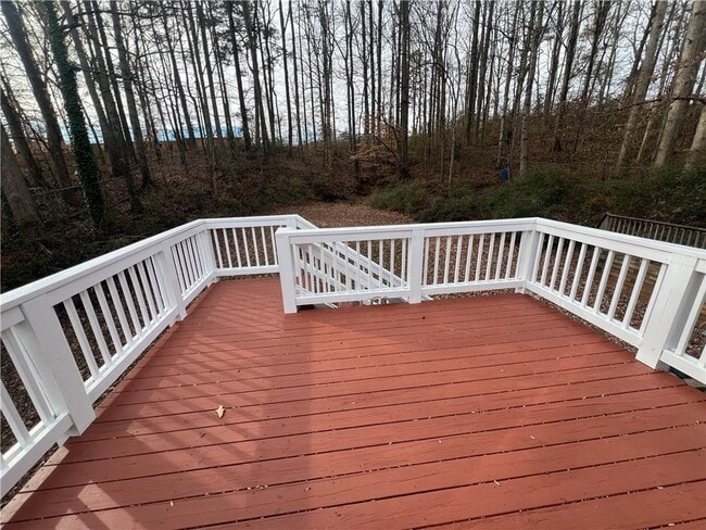 Building Photo - 5568 Elderberry Ln