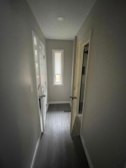 Building Photo - 1375 Northwest Dr NW