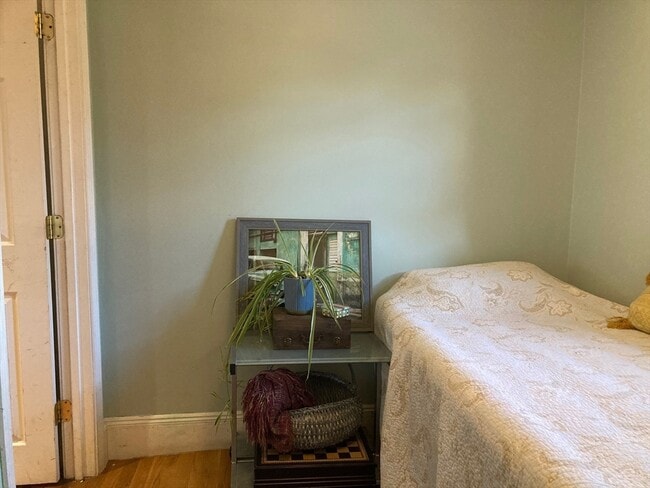 Building Photo - 234 Kennebec St