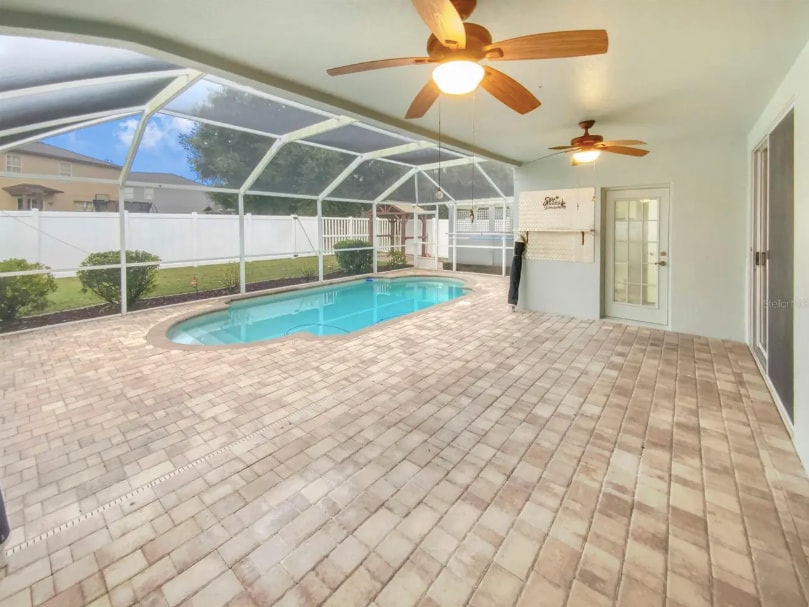 Building Photo - 3300 Clover Blossom Cir