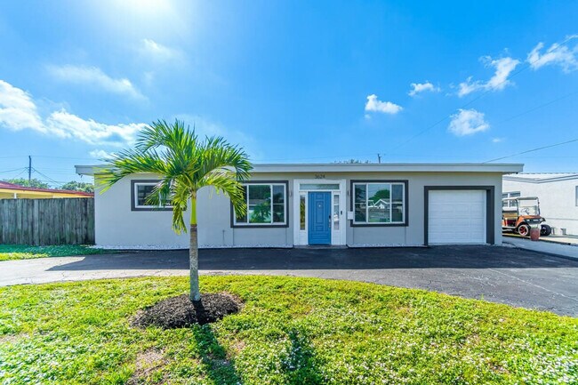 Building Photo - 3624 SW 22nd St