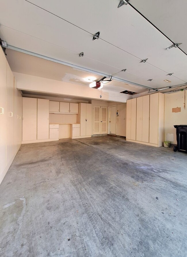 Building Photo - Spacious Two-Story 3bd Townhouse With Private Patios, Balcony, & Garage