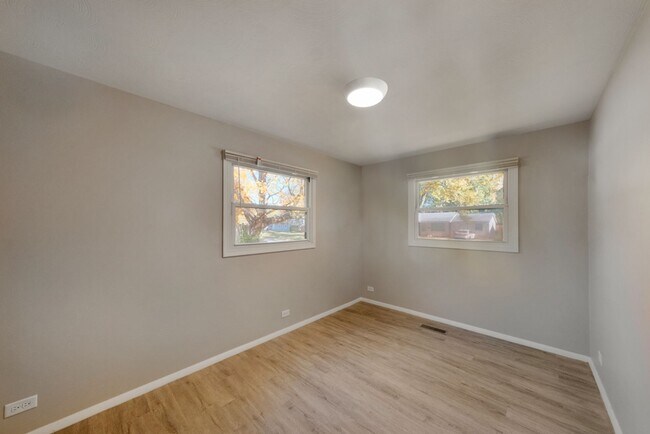 Building Photo - 1507 Thornton Dr