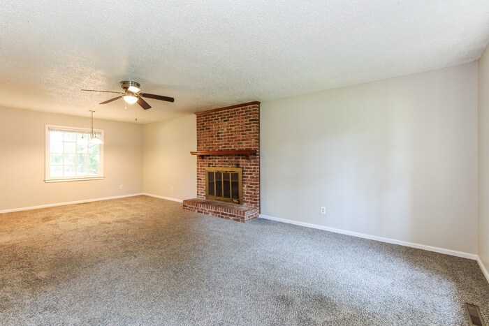 Building Photo - 236 Quincannon Rd