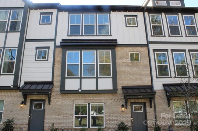 Primary Photo - 743 Hoke Ln