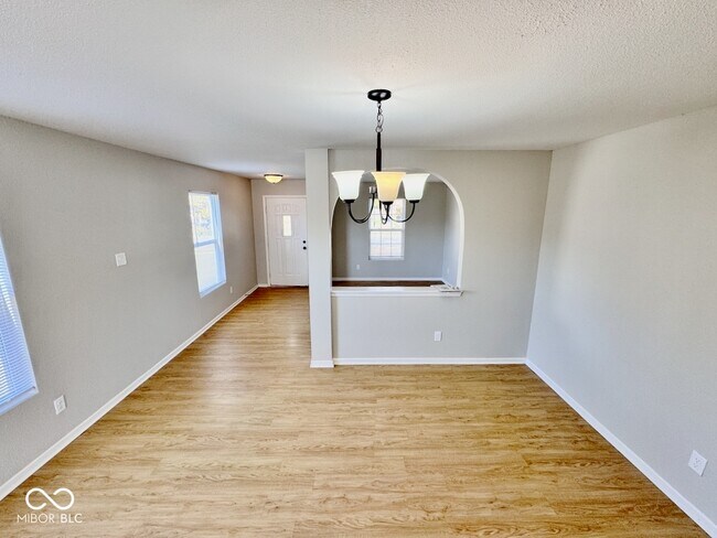 Building Photo - 12431 Teacup Way