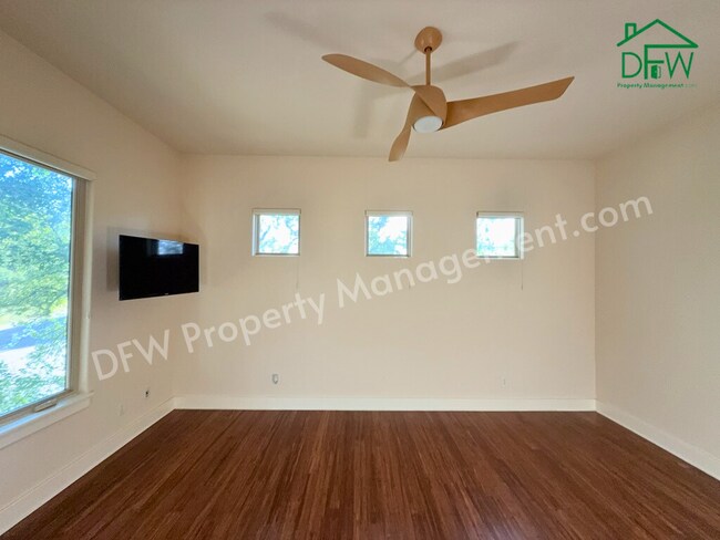 Building Photo - 4 Bedroom, 4 1/2 Bathroom Home with Pool for Lease in Irving