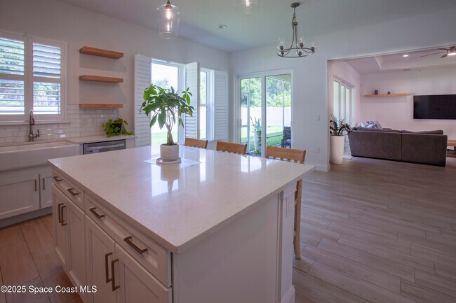 Building Photo - 4305 Negal Cir