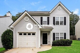 Building Photo - 4 Bedroom Pet-Friendly Home in LITHONIA, GA with Main Street Renewal