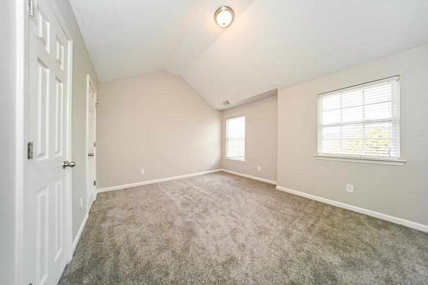 Building Photo - 4117 Alveston Dr