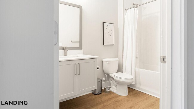 Building Photo - 300 E Broad St