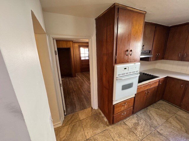 Building Photo - 1825 Mann St