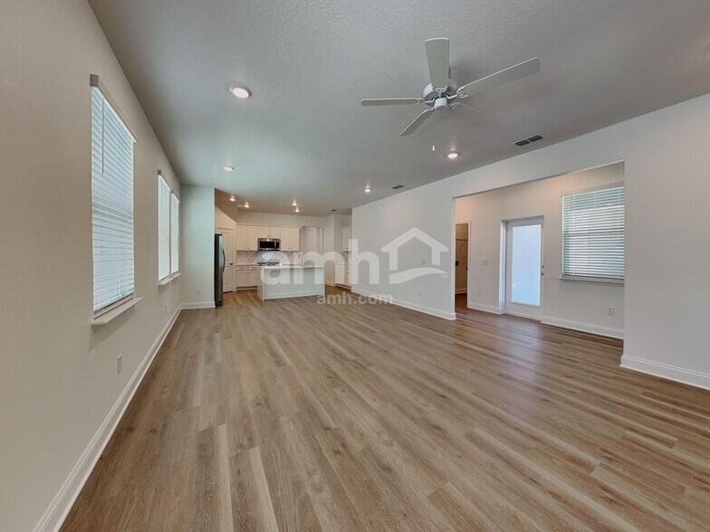 Building Photo - 16393 Aubergine Aly