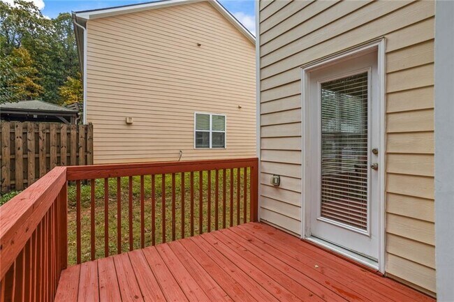 Building Photo - 3910 Dalwood Dr