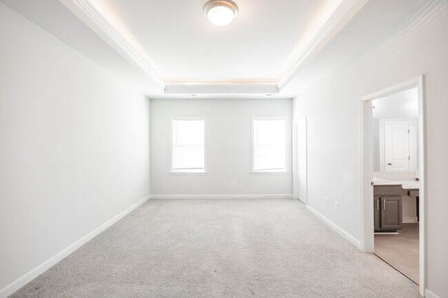Building Photo - Beautiful 3 Bedroom Home on Corner Lot in ...