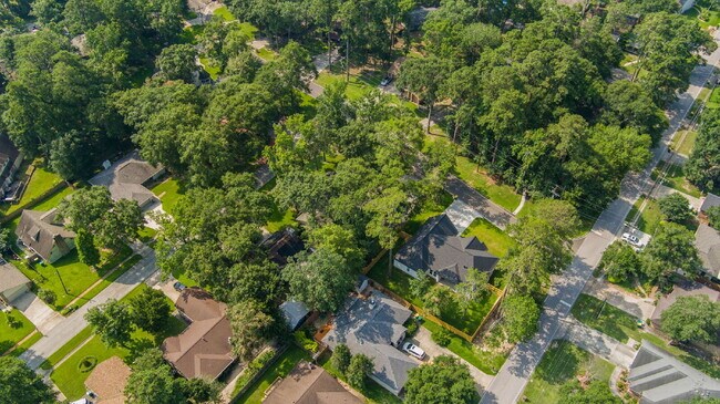 Building Photo - Experience the Golf Course Lifestyle in Panorama Village Enjoy the best of community living in th...