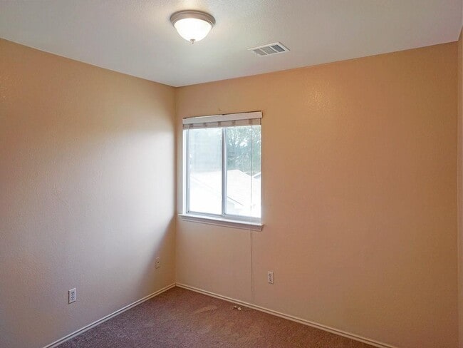 Building Photo - 11404 Briarcreek Loop