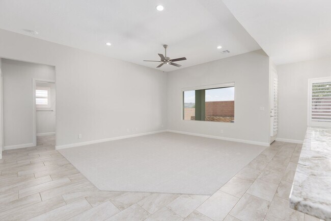 Building Photo - Beautiful single story in Divario with gorgeous views