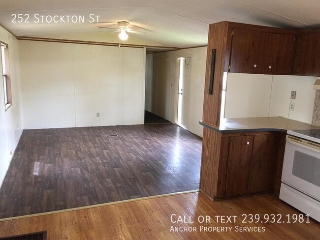 Building Photo - 252 Stockton St