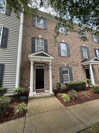 Building Photo - 257 Carnelian St