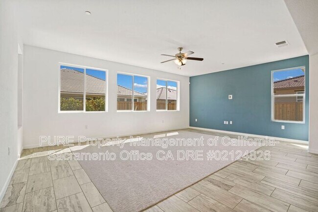 Building Photo - 273 Cask Dr