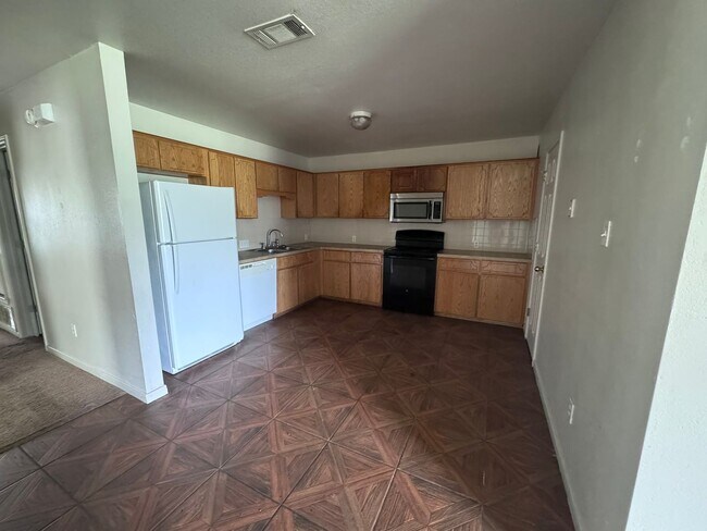 Building Photo - 1430 Shoshoni Trail