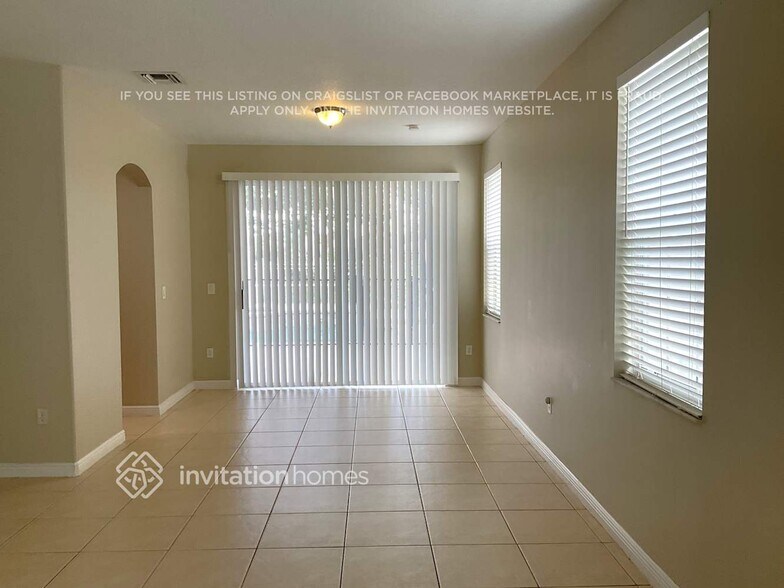 Building Photo - 2515 Glendale Dr