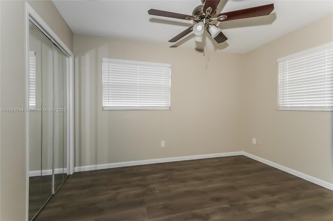 Building Photo - 6461 SW 16th Ct