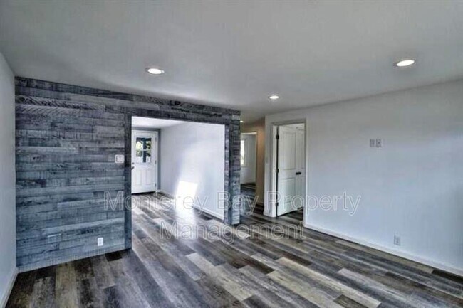 Building Photo - 1623 San Pablo Ave