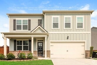 Building Photo - 61 Durana Ln