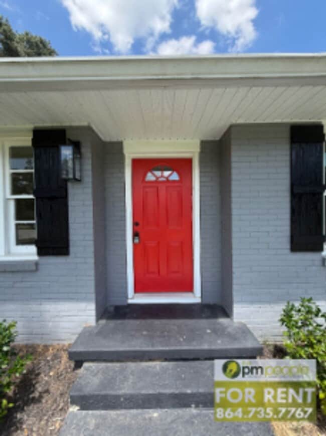 Building Photo - 111 Westwood Dr