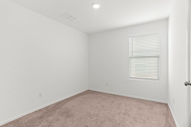 Building Photo - 3569 Millbrook Wy