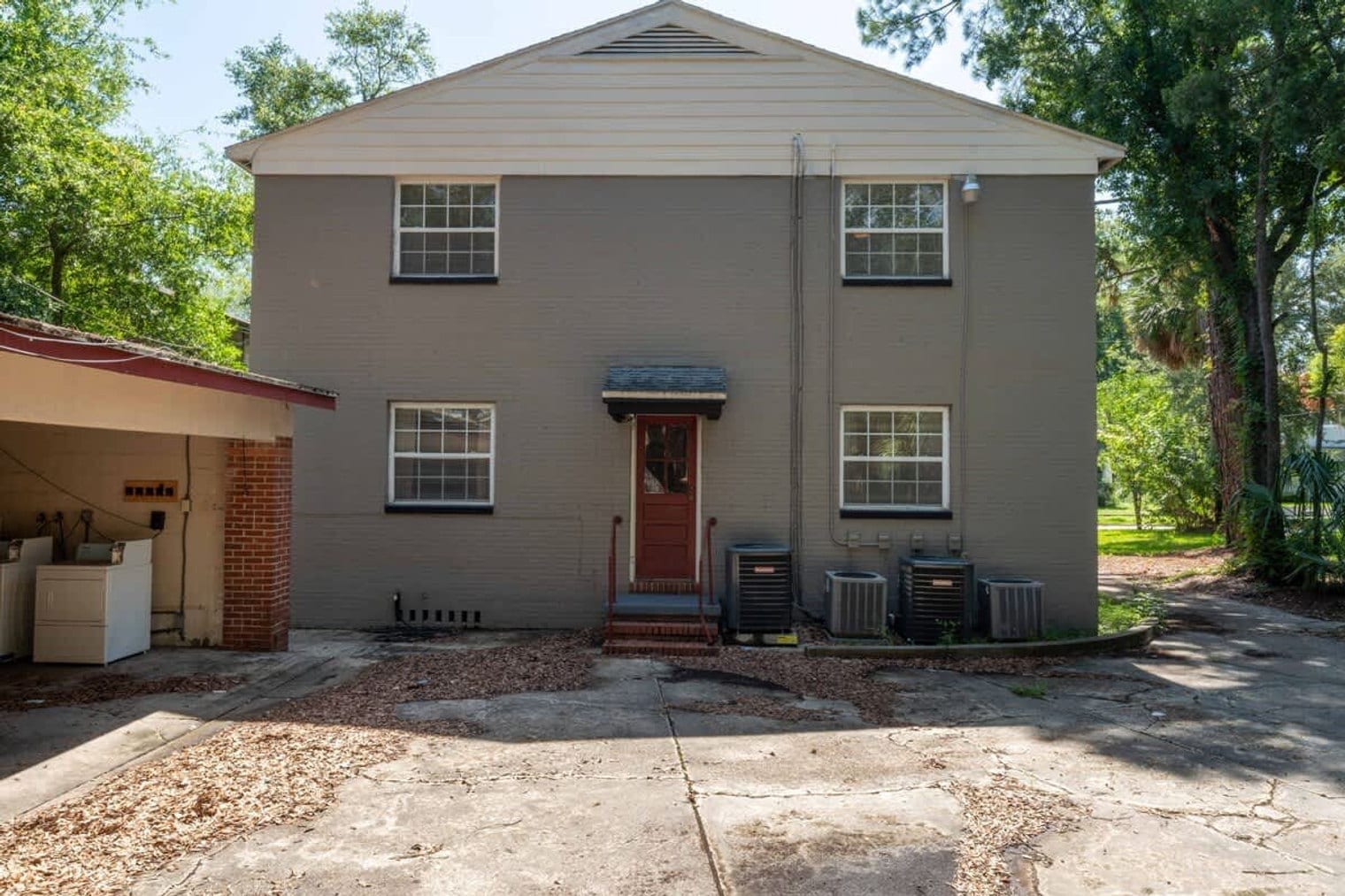 Building Photo - 1512 Larue Ave