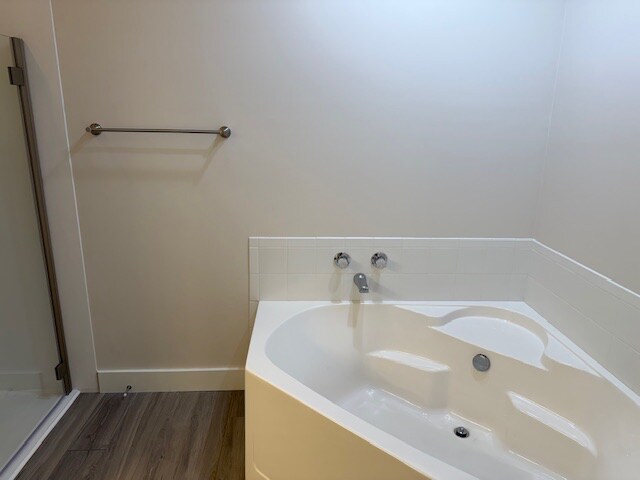 Building Photo - 8003 Pinnacle Point Dr