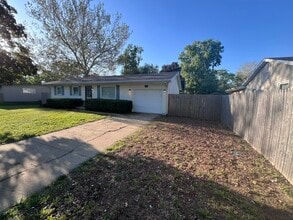 Building Photo - 1418 Dobbins Dr