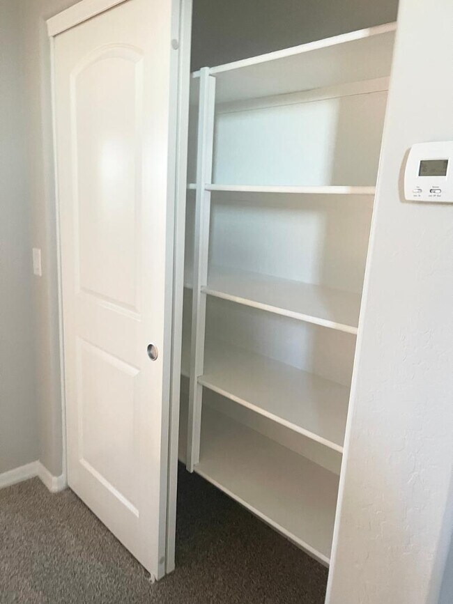 Building Photo - 4700 S Fulton Ranch Blvd