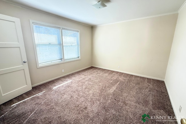 Building Photo - Charming 2-Bedroom Home with Private Backyard in South San Francisco