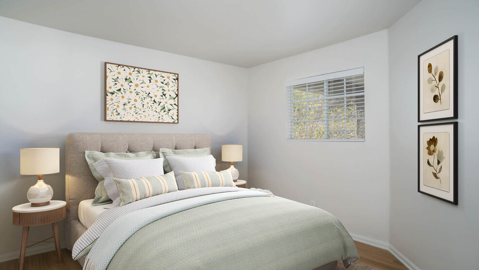 Bedroom with Hard Surface Flooring - Deerwood