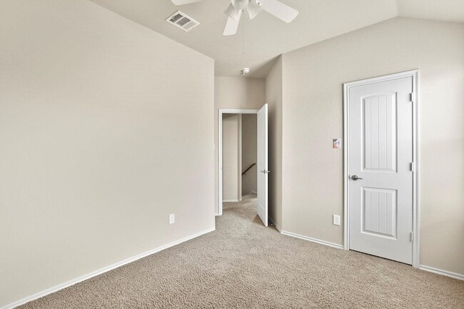 Building Photo - 9617 Tipperary Dr