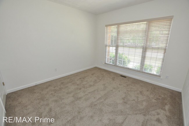 Building Photo - 6 br, 4 bath House - 1631 Jolliff Rd.