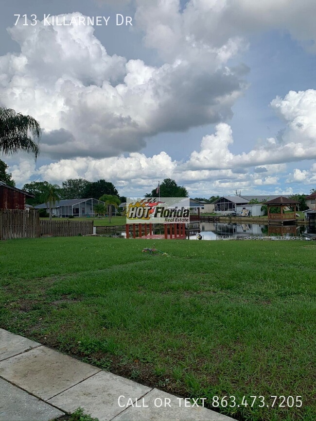 Building Photo - 713 Killarney Dr