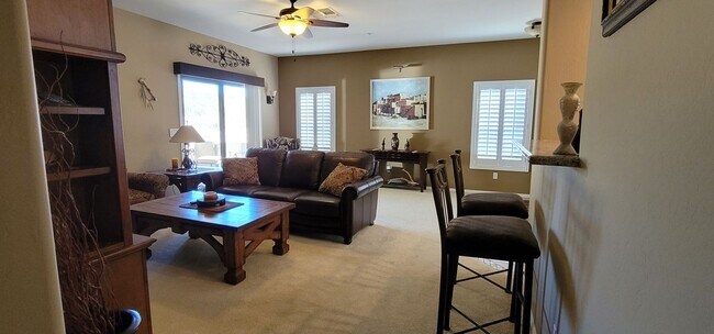 Building Photo - FURNISHED Single Family Home-RATE DISPLAYED IS FOR WINTER SEASON