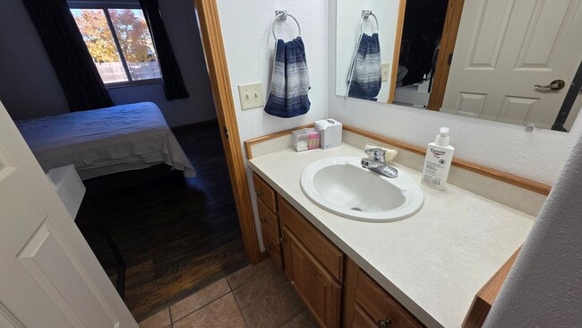 Building Photo - Furnished 2 Bedroom Home by I-94 & Hwy 83