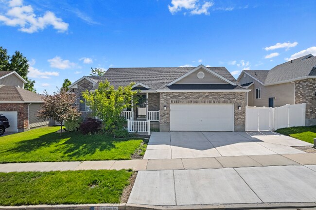 Primary Photo - 8259 6555 W