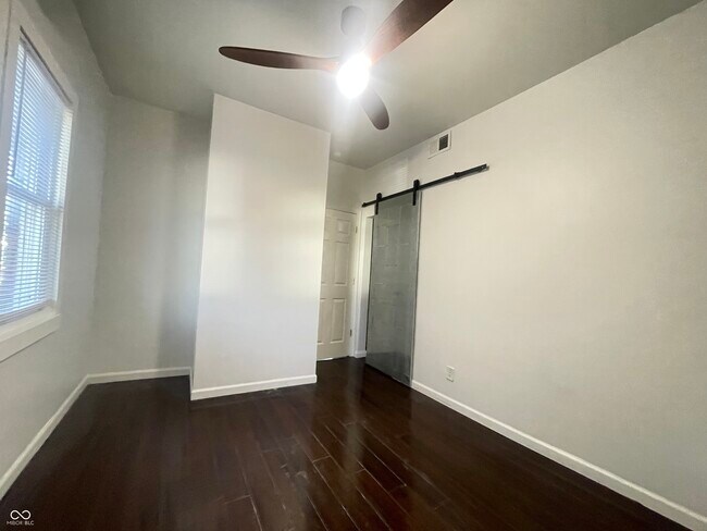 Building Photo - 3818 Central Ave