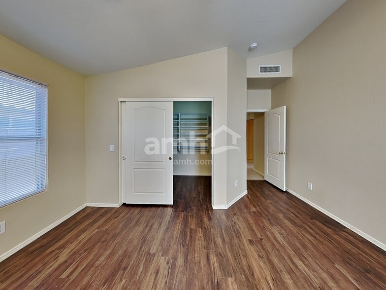 Building Photo - 17121 N Eureka Trl